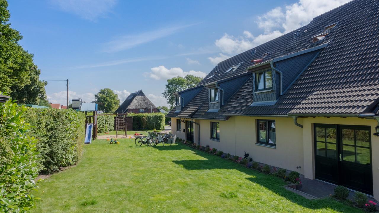 Elmenhorst/Lichtenhagen Pension Elmenhorst מראה חיצוני תמונה