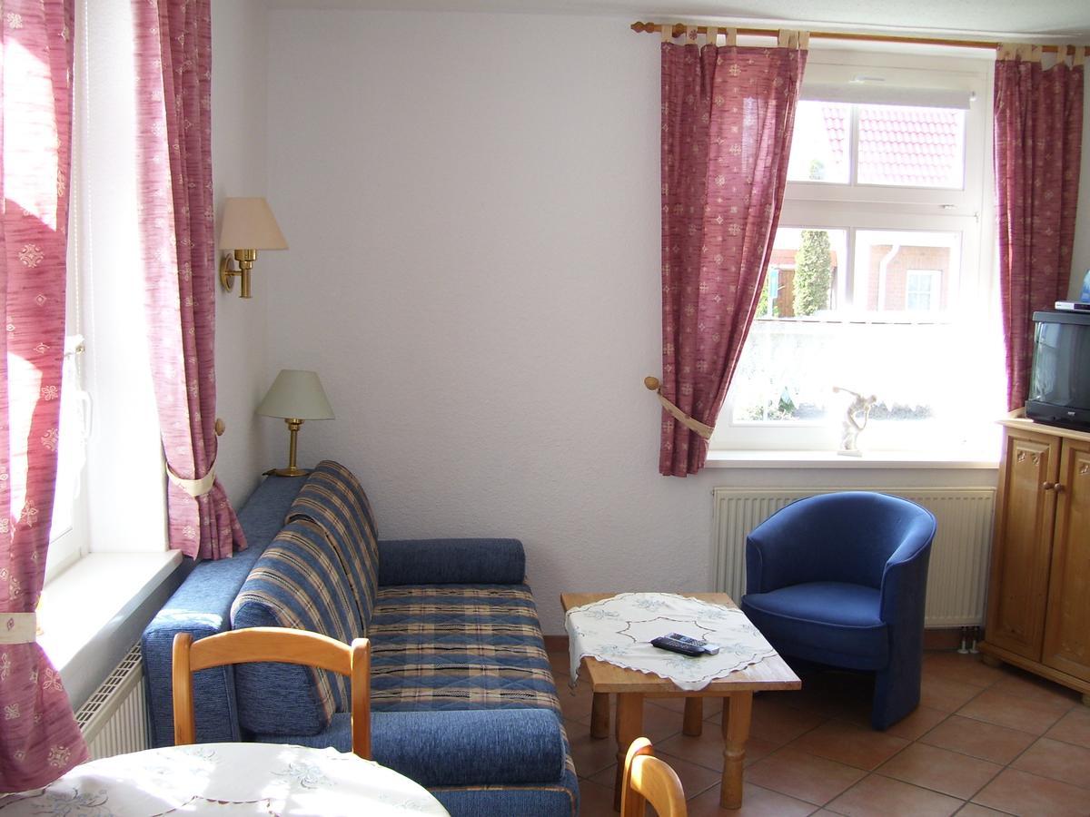 Elmenhorst/Lichtenhagen Pension Elmenhorst מראה חיצוני תמונה