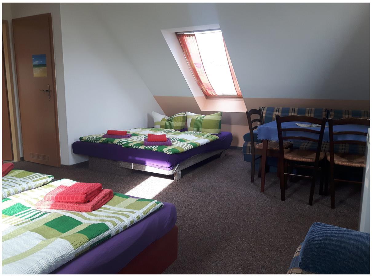 Elmenhorst/Lichtenhagen Pension Elmenhorst מראה חיצוני תמונה