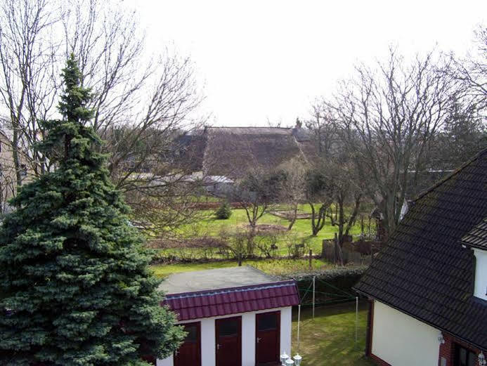 Elmenhorst/Lichtenhagen Pension Elmenhorst מראה חיצוני תמונה